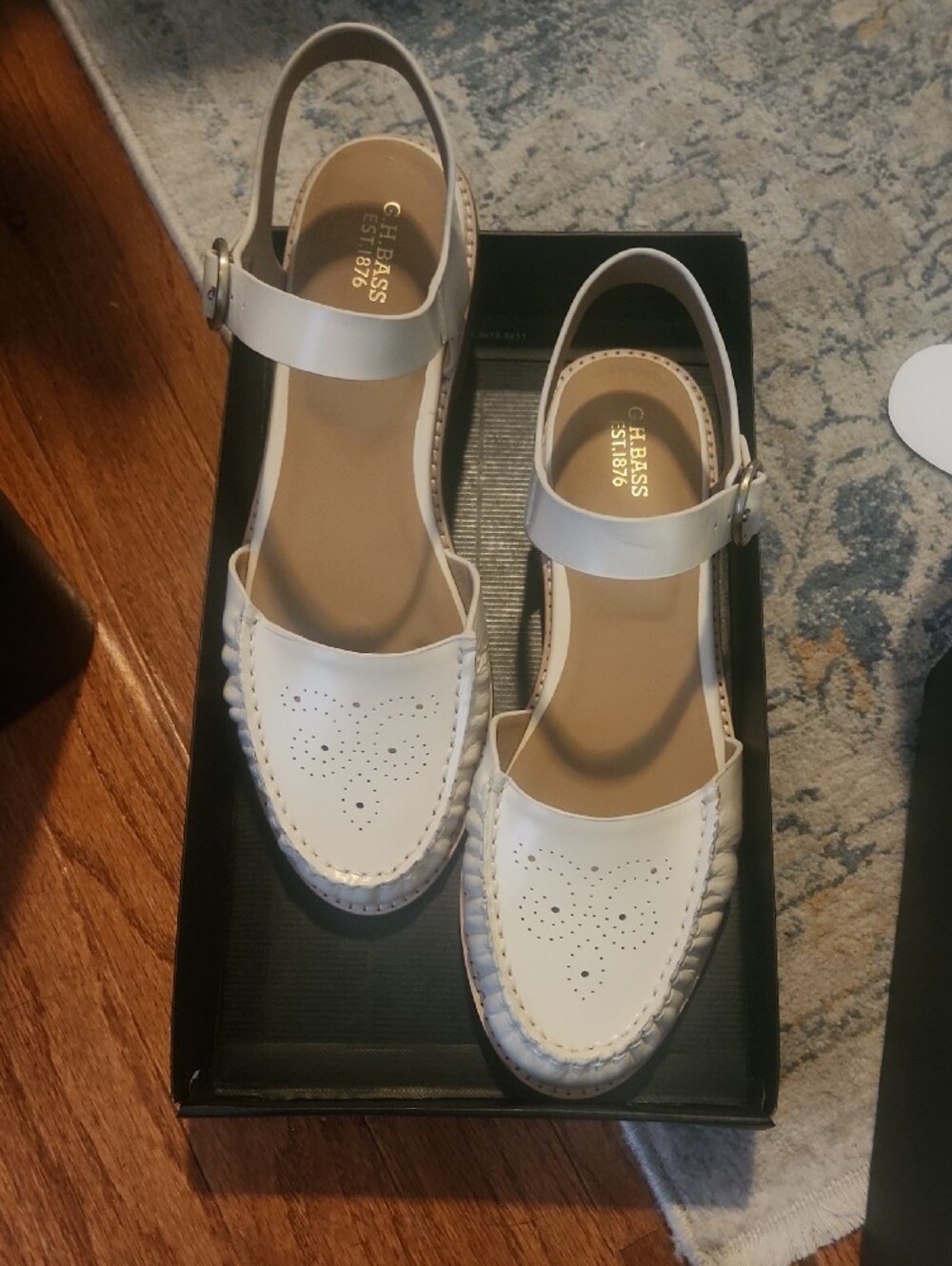 G.H. Bass White Women's Leather Mary Jane Slingback